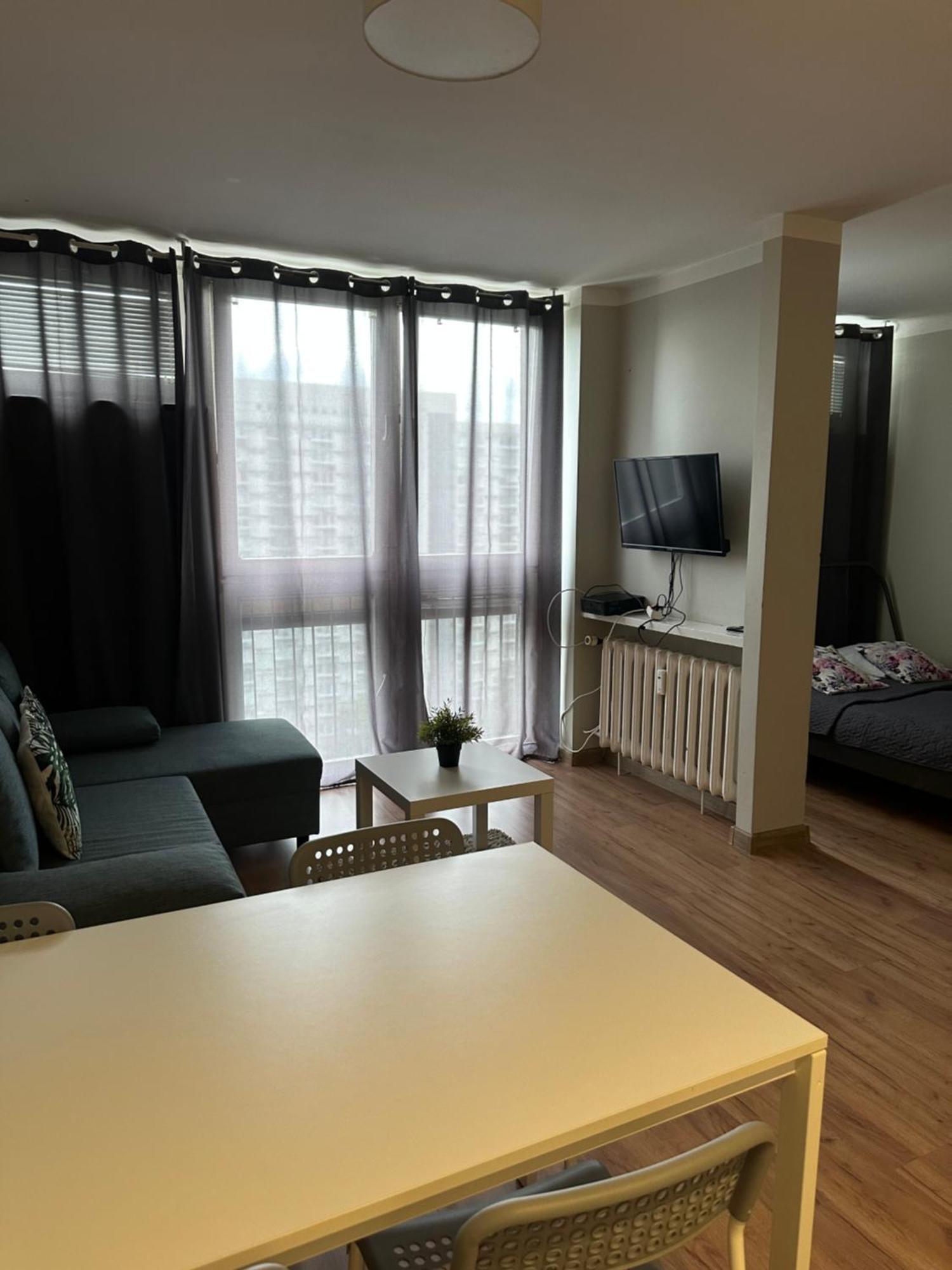 Coser Apartamenty III Varsó Kültér fotó
